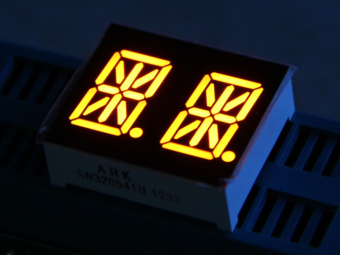 104990121 Seeedstudio Dual Alphanumeric 14 Segment LED - Amber 0.54 ...