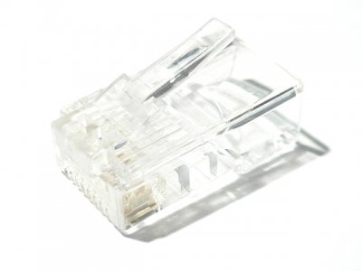 Conector RJ-45 UTP 8 contactos.